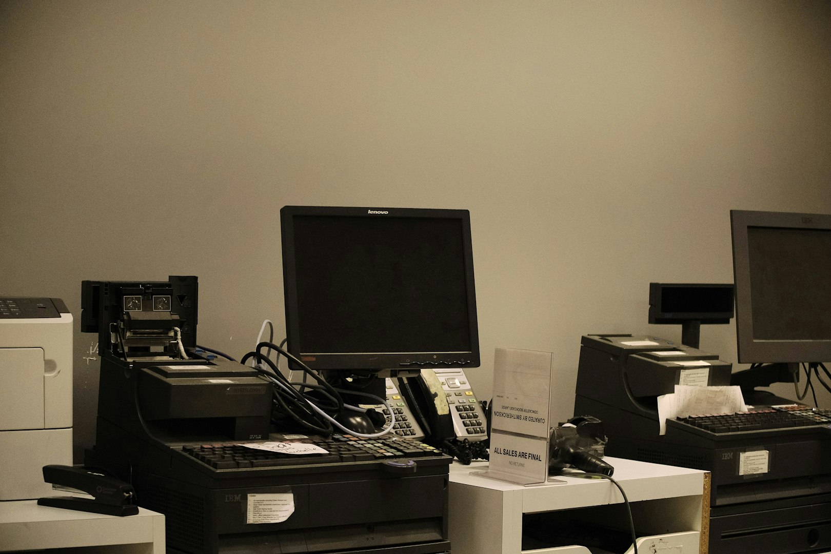 Ellesmere Port Retail Cleaning Services